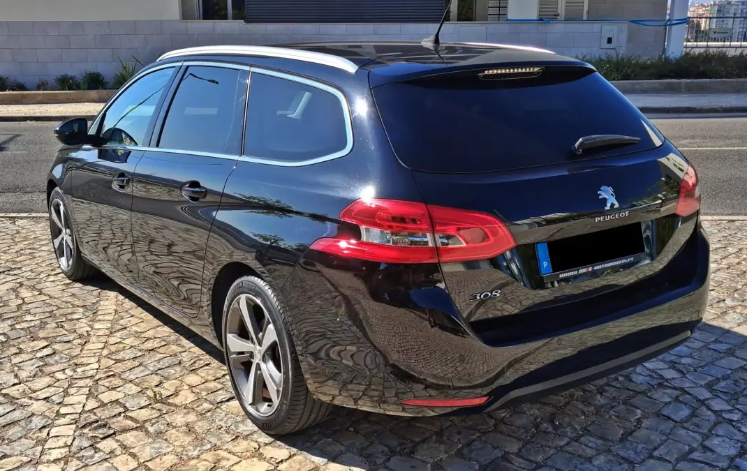 Peugeot 308 SW 2018 - 8990 EUR, 134000 km - 134000km - foto 5 de 26