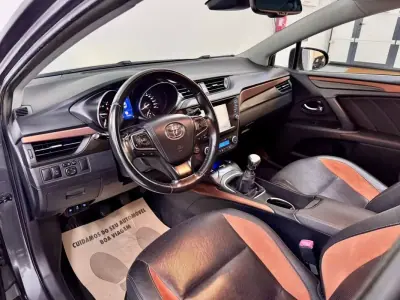 Toyota Avensis Touring Sports 2015 - 13750 EUR, 144000 km - AUTO.MOTO.pt - 144000km - foto 20 de 58