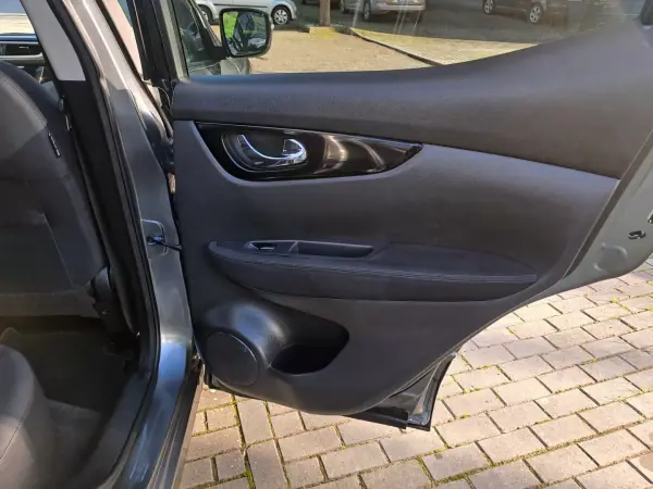 Nissan Qashqai 2014 - 12950 EUR, 150000 km - AUTO.MOTO.pt - 150000km - foto 21 de 25