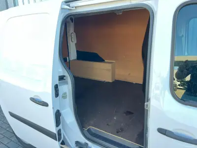 Renault KANGOO MAXI 1.5 DCI BUSINESS S/S 2018 - 14500 EUR, 101052 km - AUTO.MOTO.pt - 101052km - foto 5 de 14