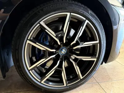 BMW i4 2022 - 37990 EUR, 109987 km - AUTO.MOTO.pt - 109987km - foto 5 de 14