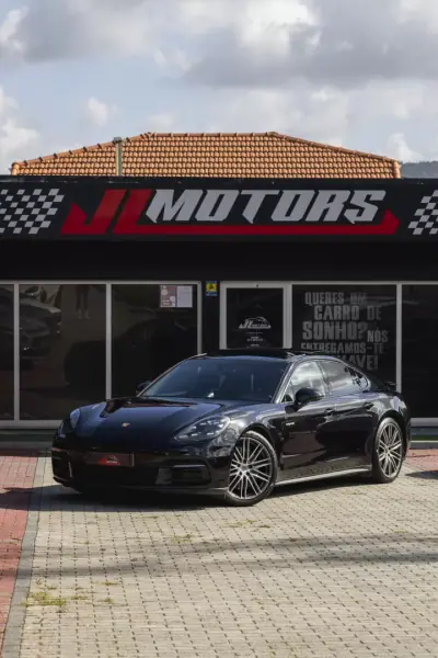 Porsche Panamera 2019 - 61900 EUR, 108300 km - 108300km - foto 8 de 46
