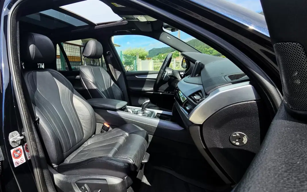 BMW X5 2017 - 35000 EUR, 150000 km - AUTO.MOTO.pt - 150000km - foto 28 de 40