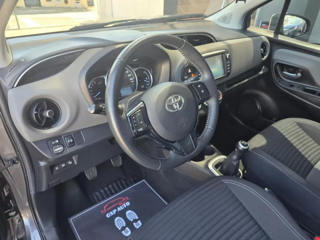 Toyota Yaris 2020 - 12900 EUR, 127000 km - 127000km - foto 7 de 17
