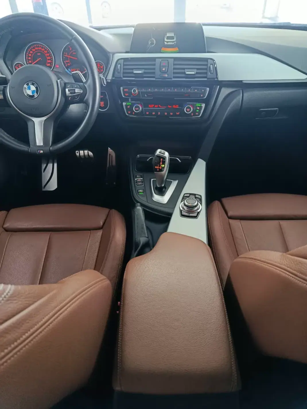BMW 420 Gran Coupé 2015 - 23600 EUR, 149000 km - 149000km - foto 25 de 30