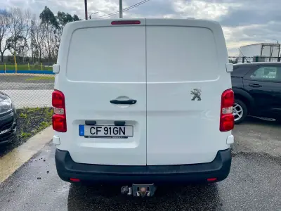 Peugeot Expert 1.5 BlueHdi L2H1 Pro Standard 2019 - 16750 EUR, 141859 km - AUTO.MOTO.pt - 141859km - foto 5 de 18