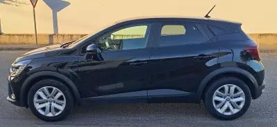 Renault Captur 2023 - 13990 EUR, 147600 km - foto 6 de 19