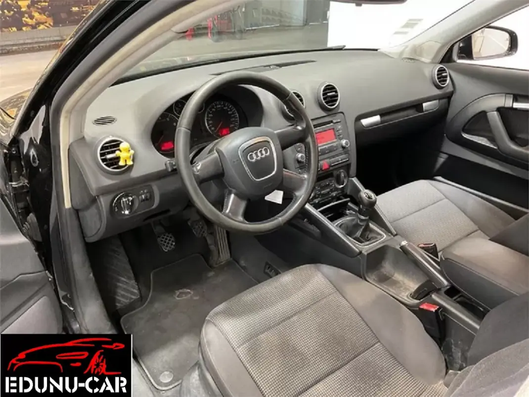 Audi A3 2007 - 5750 EUR, 260000 km - AUTO.MOTO.pt - 260000km - foto 10 de 11