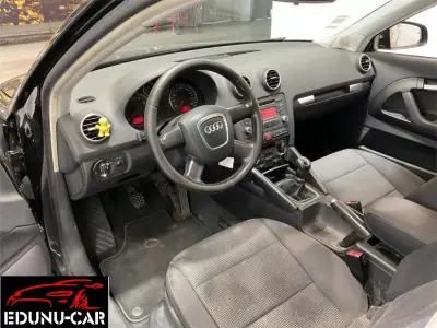 Audi A3 2007 - 5750 EUR, 260000 km - AUTO.MOTO.pt - 260000km - foto 10 de 11
