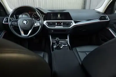 BMW 320 2019 - 27900 EUR, 112209 km - AUTO.MOTO.pt - 112209km - foto 14 de 26