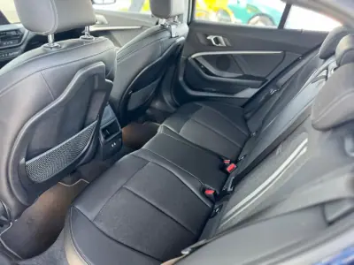 BMW 118 2020 - 22800 EUR, 116000 km - AUTO.MOTO.pt - 116000km - foto 8 de 15