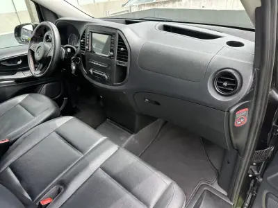 Mercedes-Benz Vito Tourer 2016 - 26900 EUR, 220000 km - AUTO.MOTO.pt - 220000km - foto 51 de 55