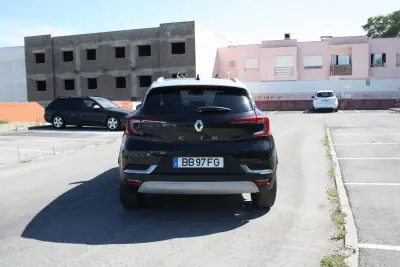 Renault 2023 — photo 5 of 18
