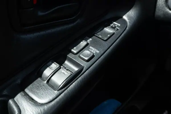 Toyota MR2 1991 - 35000 EUR, 105144 km - AUTO.MOTO.pt - 105144km - foto 19 de 19