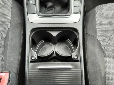 Volkswagen Passat 2012 - 8490 EUR, 296803 km - AUTO.MOTO.pt - 296803km - foto 26 de 27