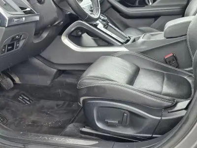 Jaguar I-Pace 2020 - 25999 EUR, 93000 km - AUTO.MOTO.pt - 93000km - foto 14 de 28