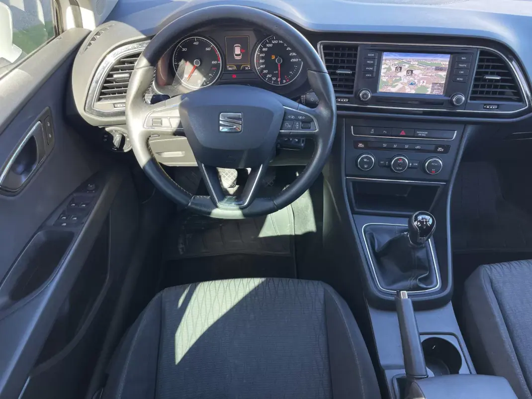 SEAT Leon ST 2014 - 9990 EUR, 188280 km - 188280km - foto 9 de 20