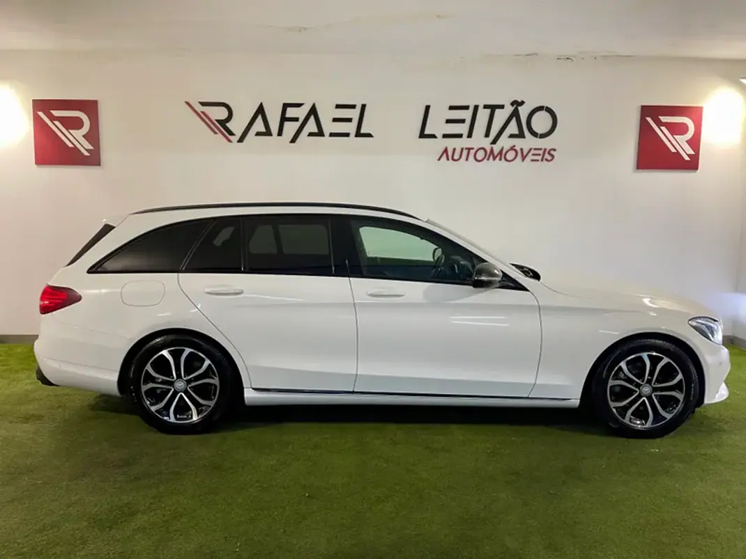 Mercedes-Benz C 220 2015 - 16500 EUR, 266000 km - AUTO.MOTO.pt - 266000km - foto 5 de 29