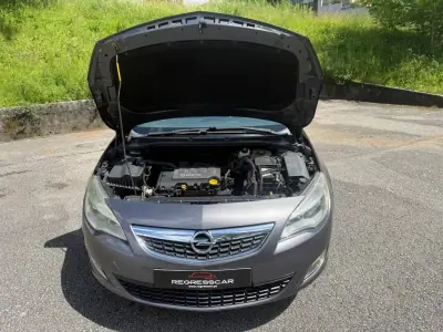 Opel Astra 2010 - 5990 EUR, 175000 km - AUTO.MOTO.pt - 175000km - foto 20 de 22