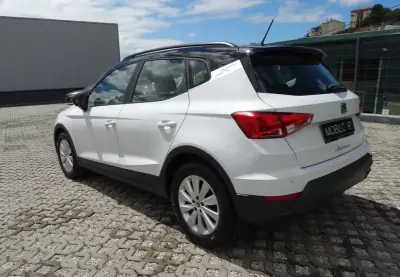 SEAT Arona 2023 - 14490 EUR, 82608 km - AUTO.MOTO.pt - 82608km - foto 19 de 23
