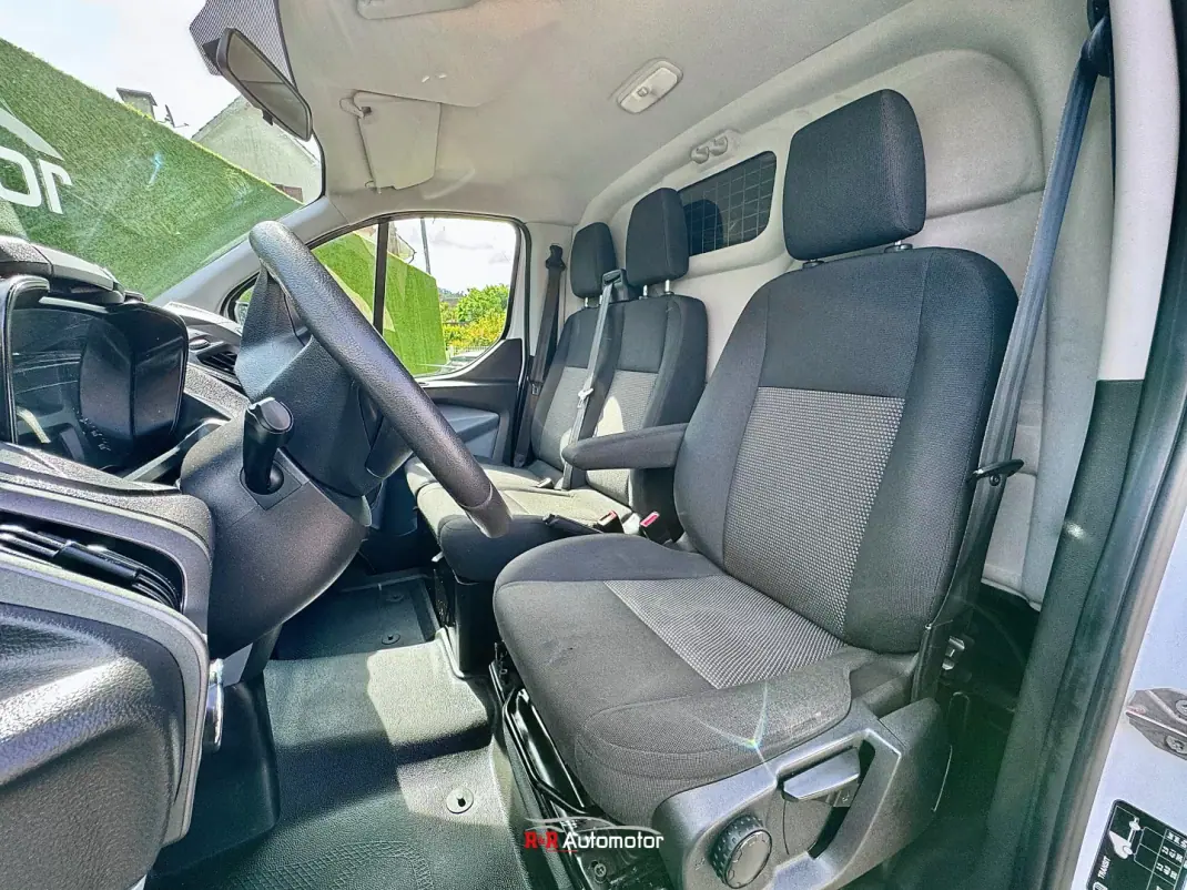 Ford 2016 - 16500 EUR, 116000 km - AUTO.MOTO.pt - 116000km - foto 8 de 20