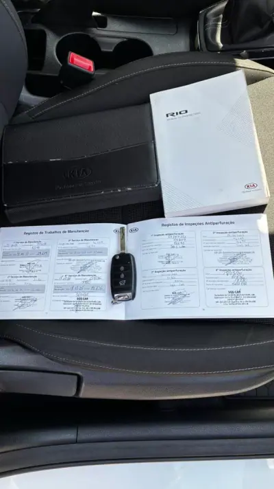 Kia Rio 2021 - 15950 EUR, 68088 km - 68088km - foto 12 de 20