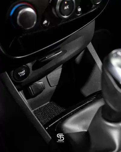 Renault Clio 2019 - 10450 EUR, 79000 km - AUTO.MOTO.pt - 79000km - foto 17 de 19