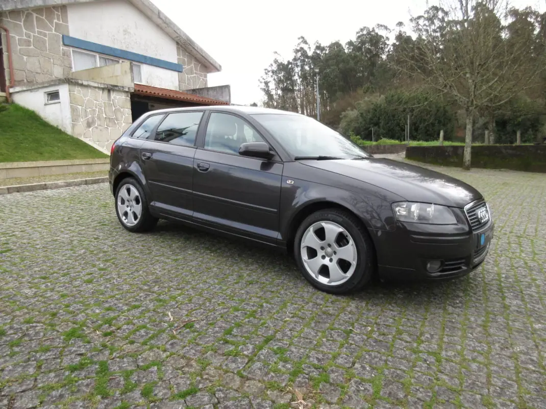 Audi A3 Sportback 2006 - 7490 EUR, 285 km - AUTO.MOTO.pt - 285km - foto 10 de 30