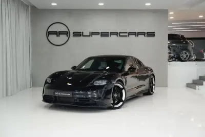 Porsche Taycan 2020 - 64950 EUR, 93009 km - foto 1 de 59