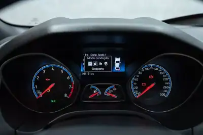 Ford Focus 2016 - 42950 EUR, 61000 km - AUTO.MOTO.pt - 61000km - foto 44 de 49