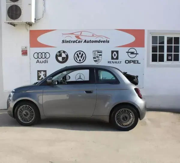 Fiat 500e C 2022 - 19980 EUR, 13651 km - AUTO.MOTO.pt - 13651km - foto 8 de 37