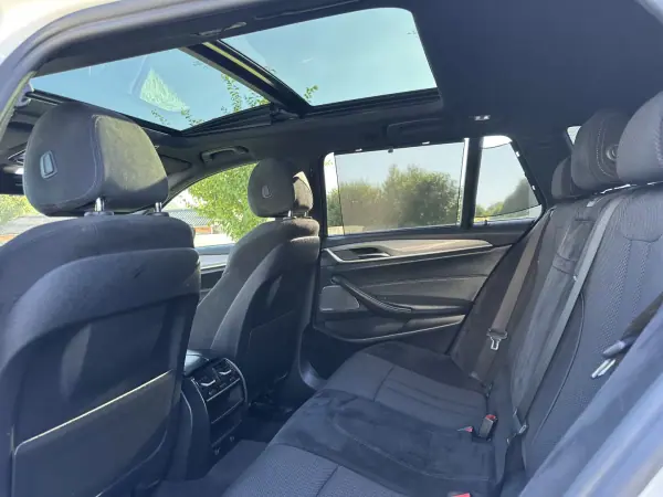 BMW 520 2018 - 28000 EUR, 217000 km - AUTO.MOTO.pt - 217000km - foto 55 de 67