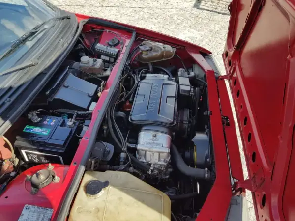 Alfa Romeo 33 1989 - 7500 EUR, 158776 km - AUTO.MOTO.pt - 158776km - foto 20 de 35