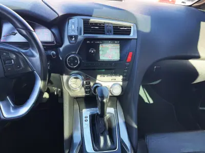 Citroën DS5 2013 - 8490 EUR, 255050 km - AUTO.MOTO.pt - 255050km - foto 14 de 20