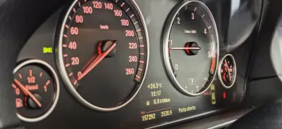 BMW 520 2011 - 19990 EUR, 157000 km - AUTO.MOTO.pt - 157000km - foto 37 de 37