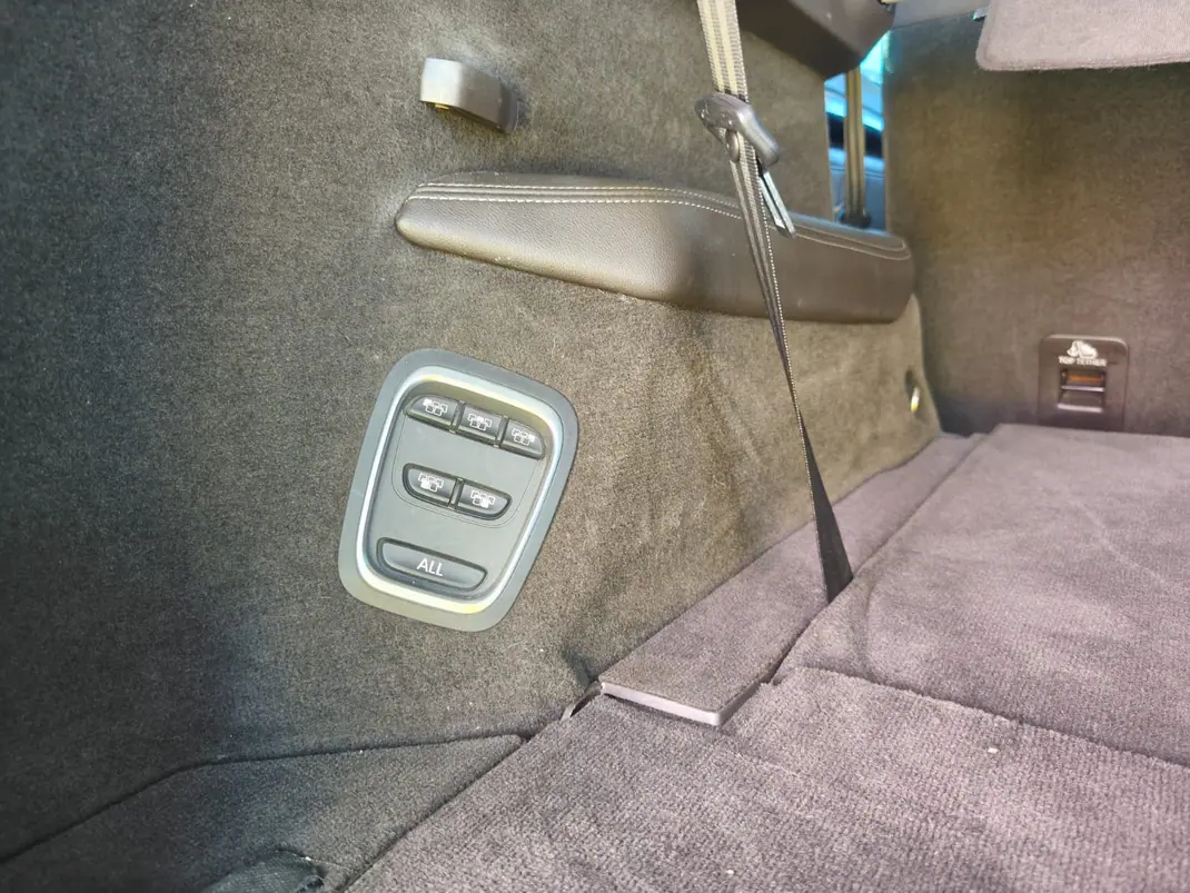 Renault Espace 2016 - 16450 EUR, 171955 km - AUTO.MOTO.pt - 171955km - foto 17 de 31