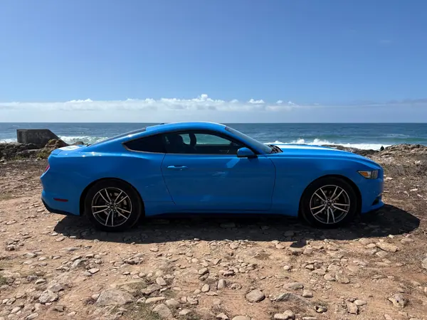 Ford Mustang 2015 - 34400 EUR, 96000 km - AUTO.MOTO.pt - 96000km - foto 2 de 14