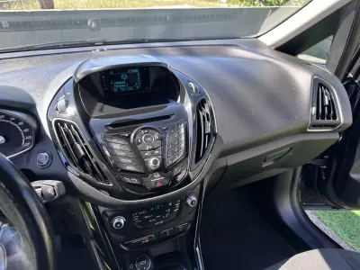 Ford B-Max 2017 - 9900 EUR, 130000 km - AUTO.MOTO.pt - 130000km - foto 32 de 53