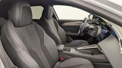 Peugeot 408 2024 - 33750 EUR, 2992 km - AUTO.MOTO.pt - 2992km - foto 13 de 19