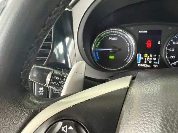 Mitsubishi Outlander 2015 - 15990 EUR, 157367 km - AUTO.MOTO.pt - 157367km - foto 13 de 28