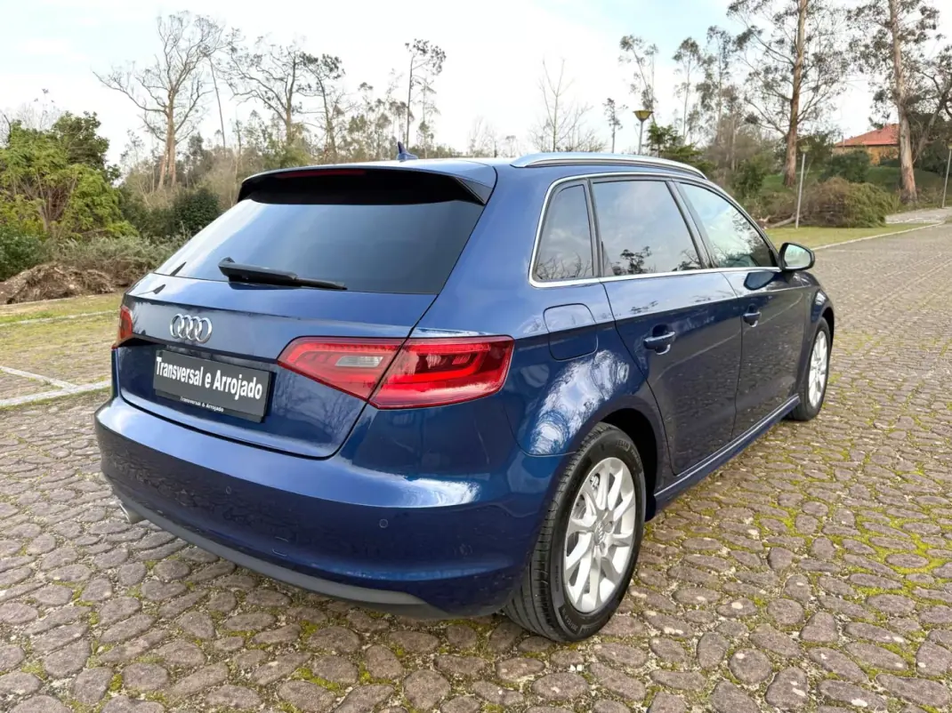 Audi A3 Sportback 2013 - 13500 EUR, 207000 km - AUTO.MOTO.pt - 207000km - foto 15 de 18