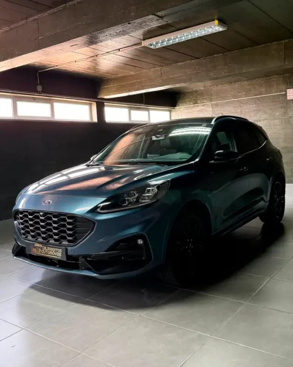 Ford Kuga 2023 - 20500 EUR, 81150 km - AUTO.MOTO.pt - 81150km - foto 3 de 13