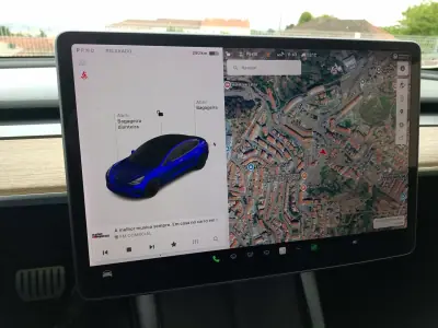 Tesla Model 3 2021 - 35990 EUR, 43640 km - AUTO.MOTO.pt - 43640km - foto 15 de 17