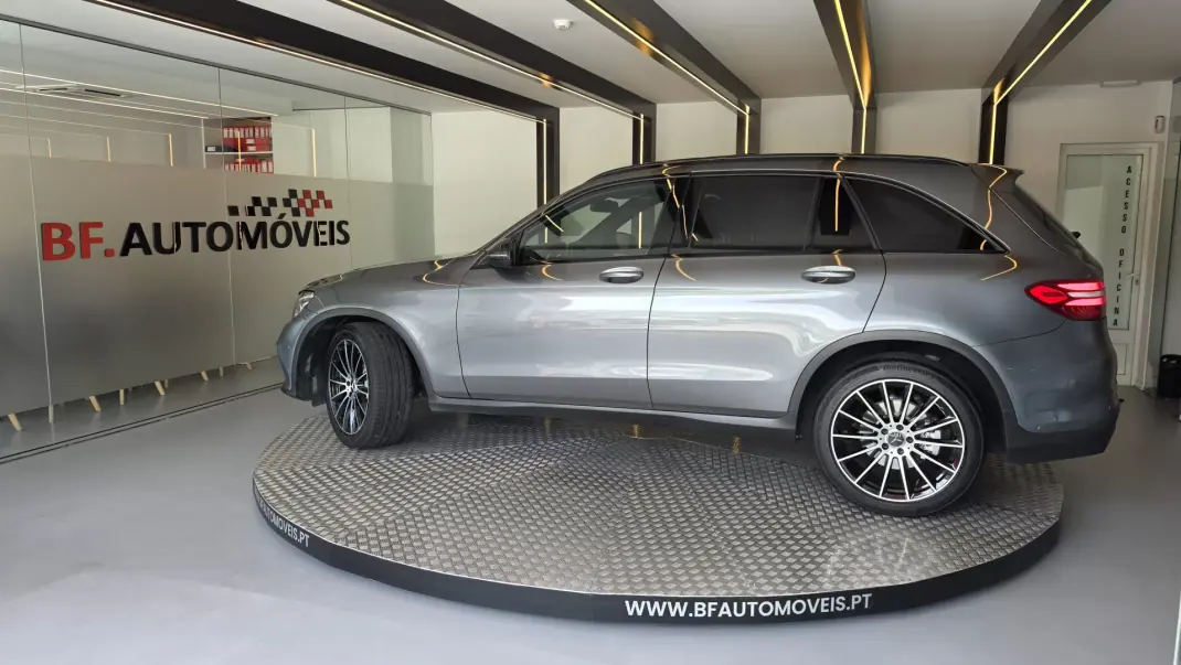 Mercedes-Benz GLC 220 2015 - 27900 EUR, 198275 km - 198275km - foto 14 de 67