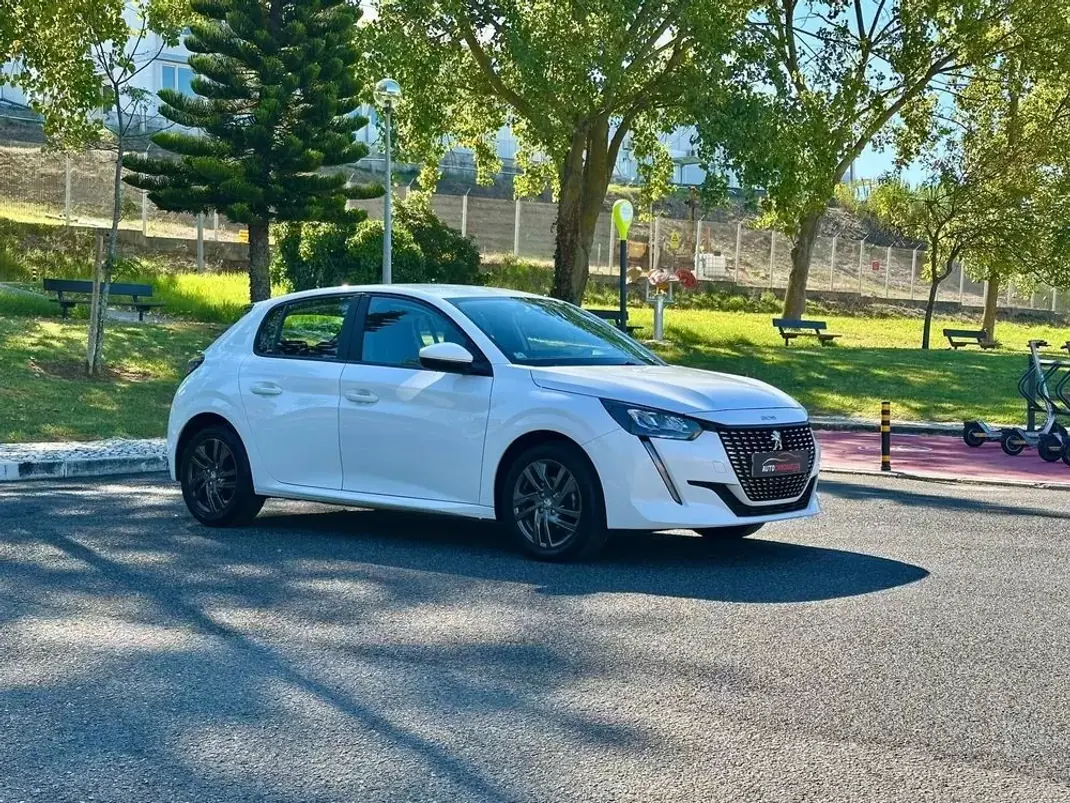 Peugeot 208 2021 - 10980 EUR, 80000 km - 80000km - foto 10 de 44