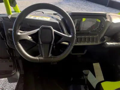 Polaris RZR 2026 - 28000 EUR, 100 km - AUTO.MOTO.pt - 100km - foto 8 de 8