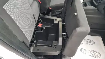 Fiat Doblo 1.6 M-JET2 3 LUG. 2021 - 13500 EUR, 55800 km - AUTO.MOTO.pt - 55800km - foto 18 de 28