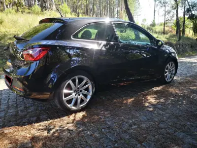 SEAT Ibiza 2014 — foto 3 de 21