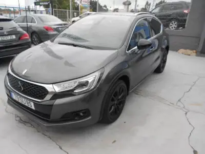 DS DS3 2017 - 16500 EUR, 56952 km - 56952km - foto 2 de 12