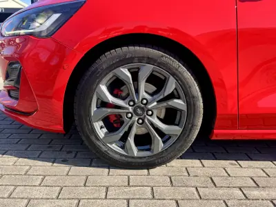 Ford Focus 2023 - 18500 EUR, 79000 km - AUTO.MOTO.pt - 79000km - foto 7 de 19